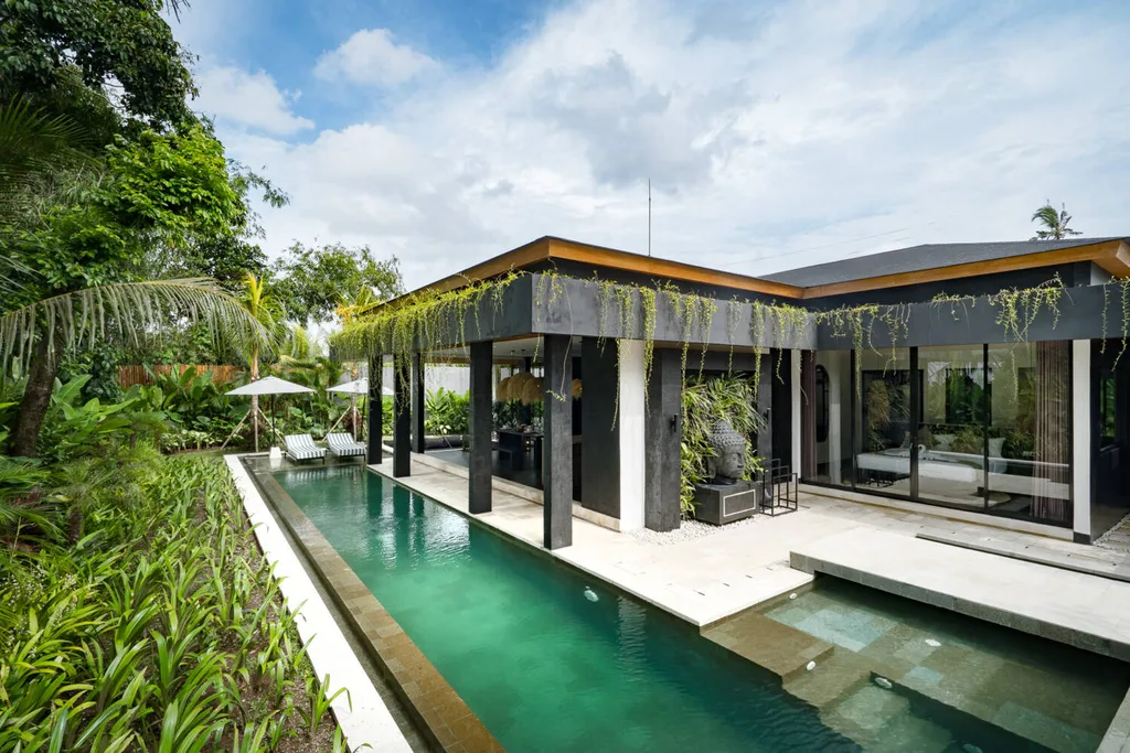 Modern 3-Bedroom Jungle View Villa in Singakerta, Ubud — photo 4