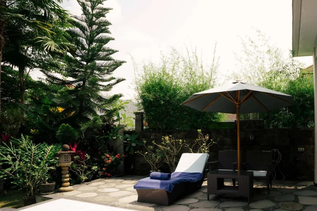 Modern 2 Bedroom Villa Swiss Quality with Expansive Garden — photo 4