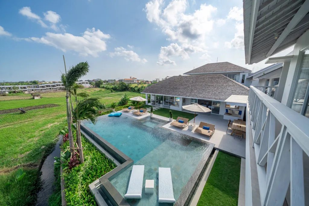 Rice Field View Luxury Villa Canggu for Sale, near Batu Bolong — photo 3