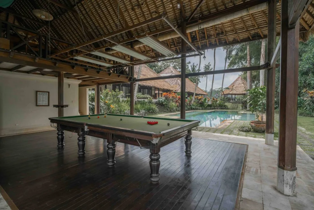 Expansive 72 Are Riverfront Freehold Estate near Ubud — photo 3