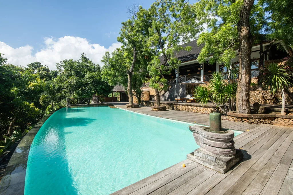 Luxury Retreat & Hospitality Estate with Ocean Views in North Bali — photo 3