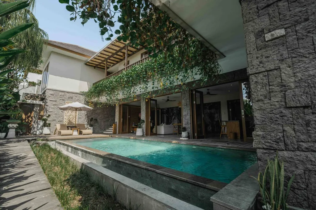 Freehold Dual Villa in Prime area of Canggu