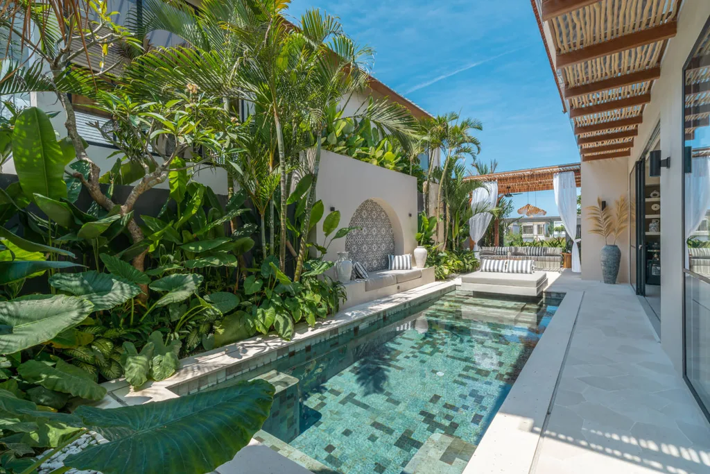 Beautifully Designed 2-Bedroom Villa in Bingin Beach for Sale