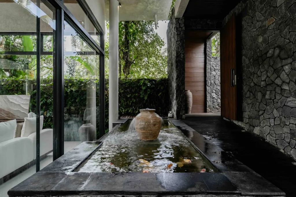 Luxurious Freehold Villa Surrounded by Nature in Sebatu Ubud — photo 5