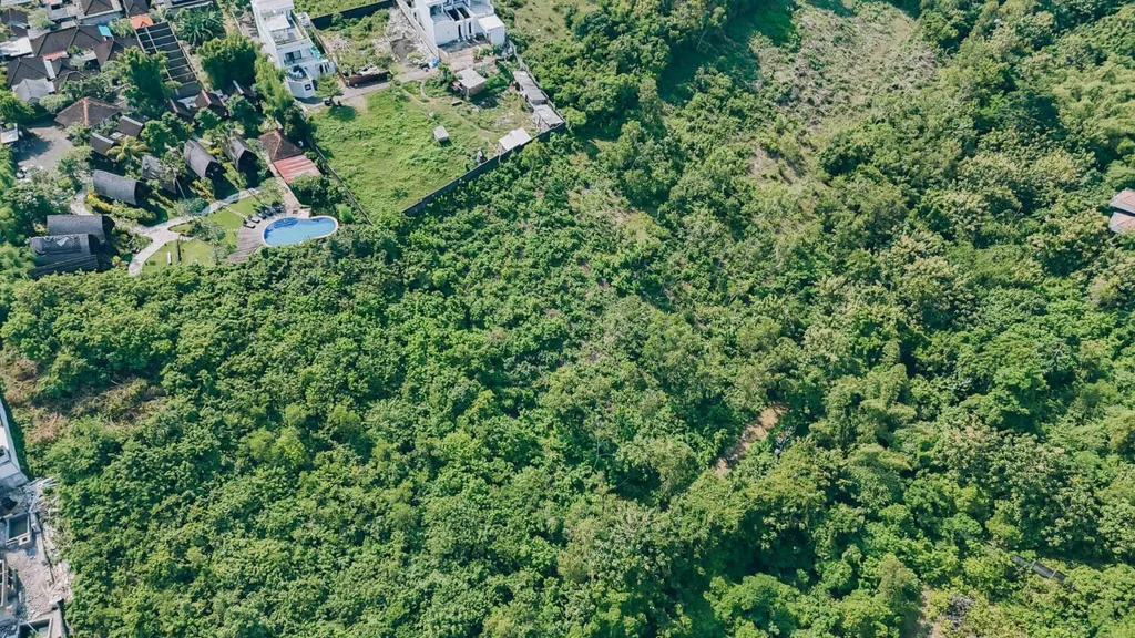 Leasehold 3200 sqm contoured land near GWK — photo 3
