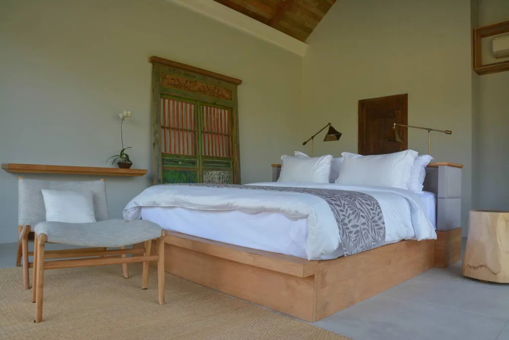 Luxury 4 Bedroom with Panoramic Rice Field Views in Ubud — photo 4