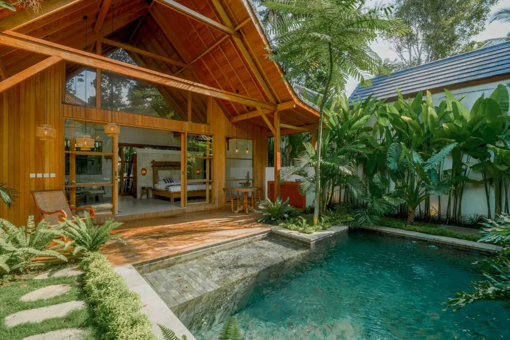 Tropical 1 Bedroom Villas with Pools and Gardens in Ubud — photo 2