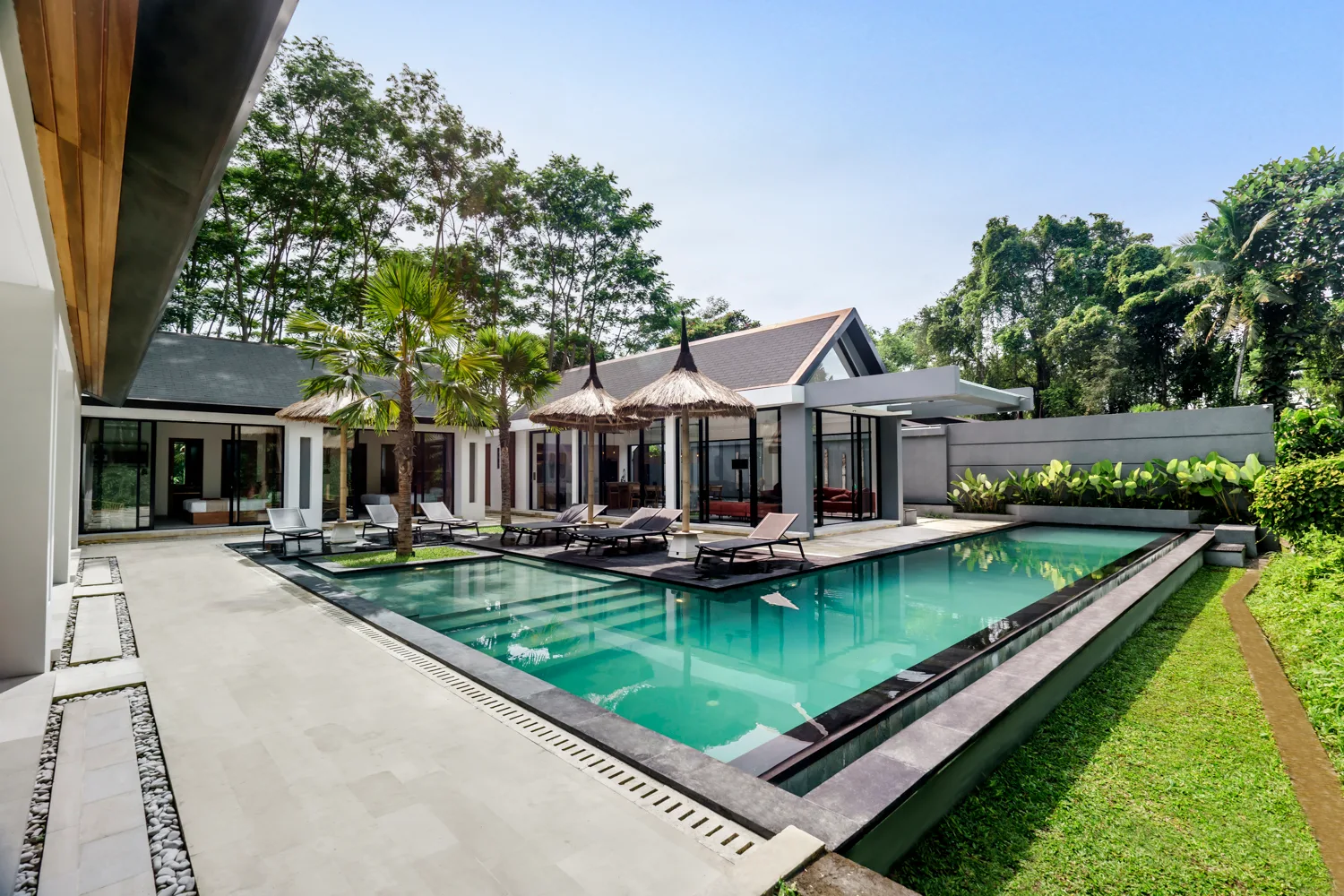 5 Bedroom Villa with Waterfall View in Ubud for Sale and Rent