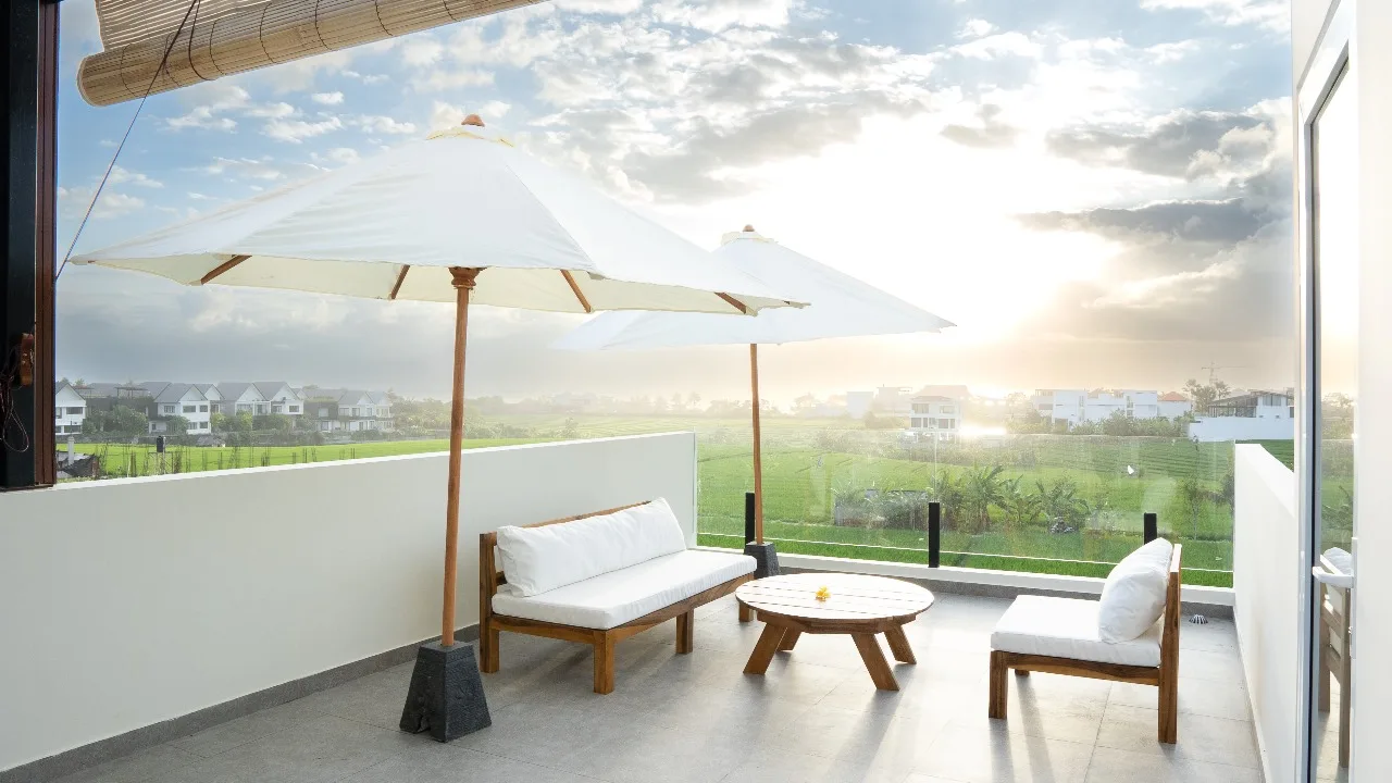 Stunning 3-Bedroom Villa with Ocean View in Cemagi for Lease and Rent
