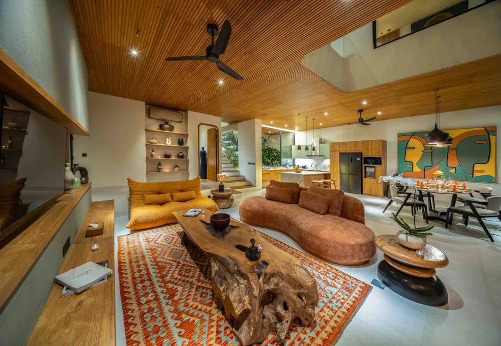 Sophisticated 4-Bedroom Luxury Villa in Pererenan — photo 3