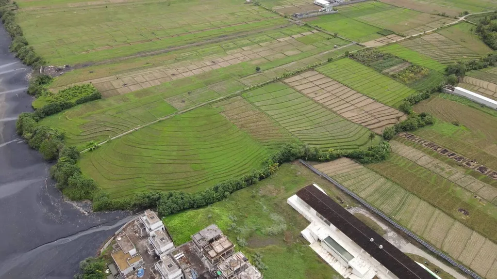 Beachfront Land for Sale in Pasut Beach, Bali — photo 5