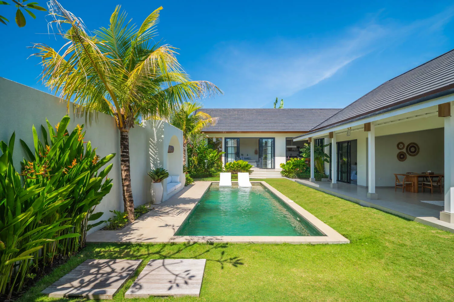 Contemporary 3-Bedroom Villa with Sauna in Ungasan