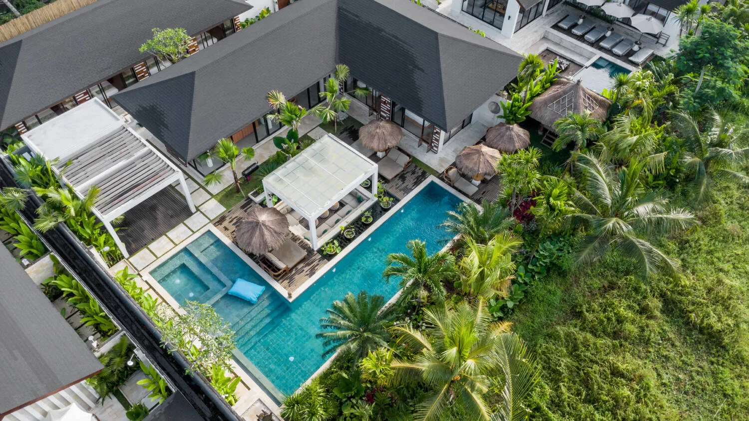 Exclusive 6 Bedroom Villa in Peaceful Pejeng Ubud