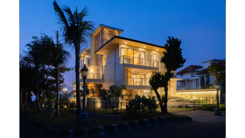 Golf Front 4 Bedroom Villa with Ocean & Sunset Views in Pecatu — photo 2