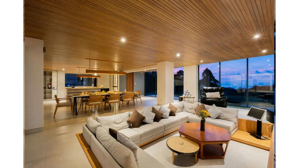 Golf Front 4 Bedroom Villa with Ocean & Sunset Views in Pecatu — photo 4