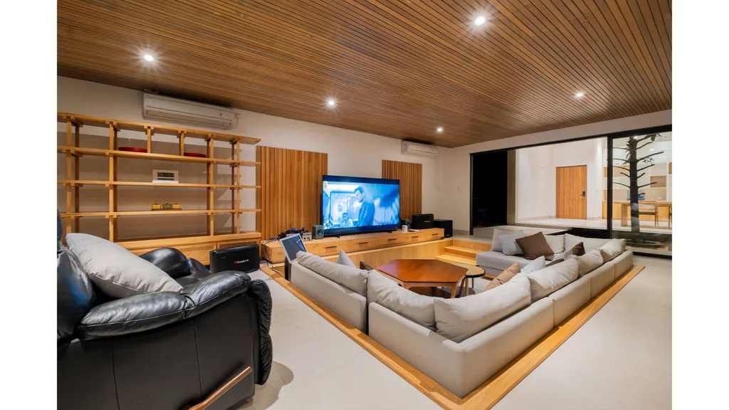 Golf Front 4 Bedroom Villa with Ocean & Sunset Views in Pecatu — photo 5
