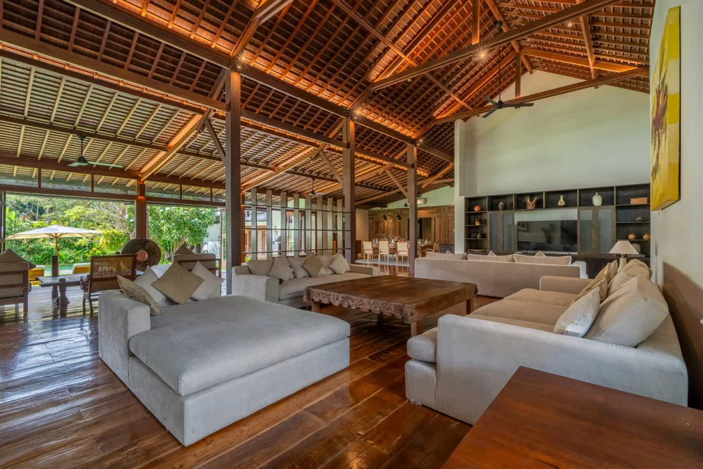 5-Bedroom Riverside Freehold Villa in Pererenan for Sale, 800m from the Beach — photo 5