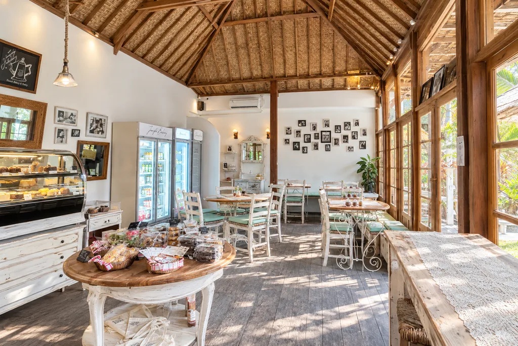 Established French Bakery and Café for Sale in Nusa Lembongan Bali — photo 3