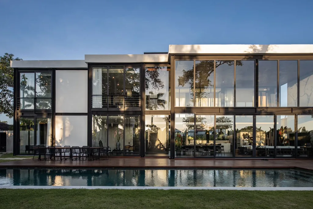 Modern 5-Bedroom Luxury Villa for Rent in Umalas — photo 2