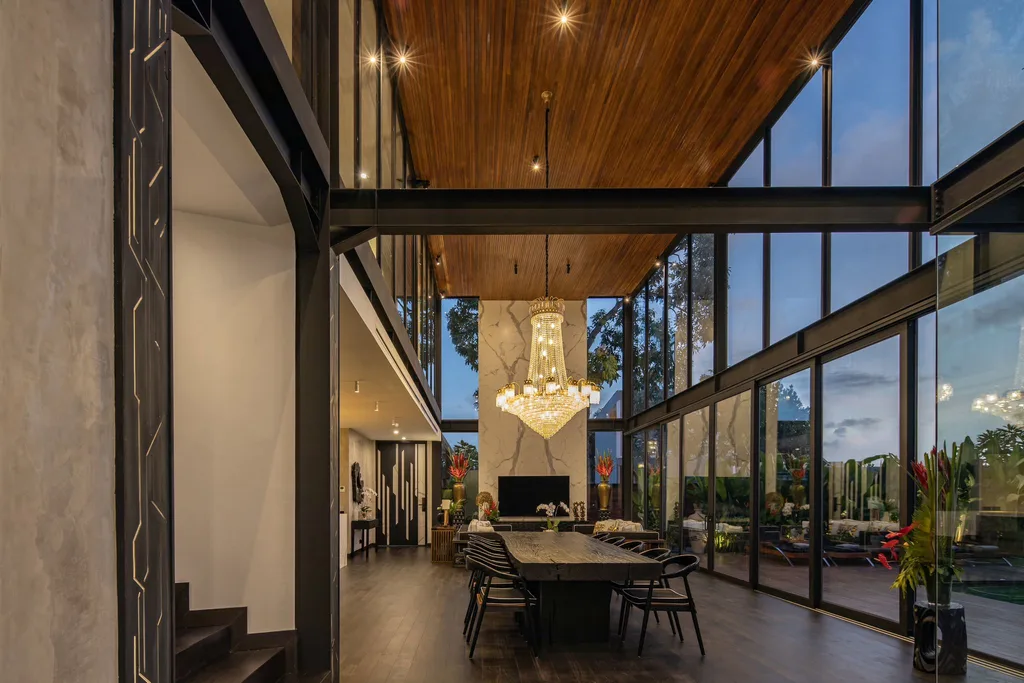 Modern 5-Bedroom Luxury Villa for Rent in Umalas — photo 4