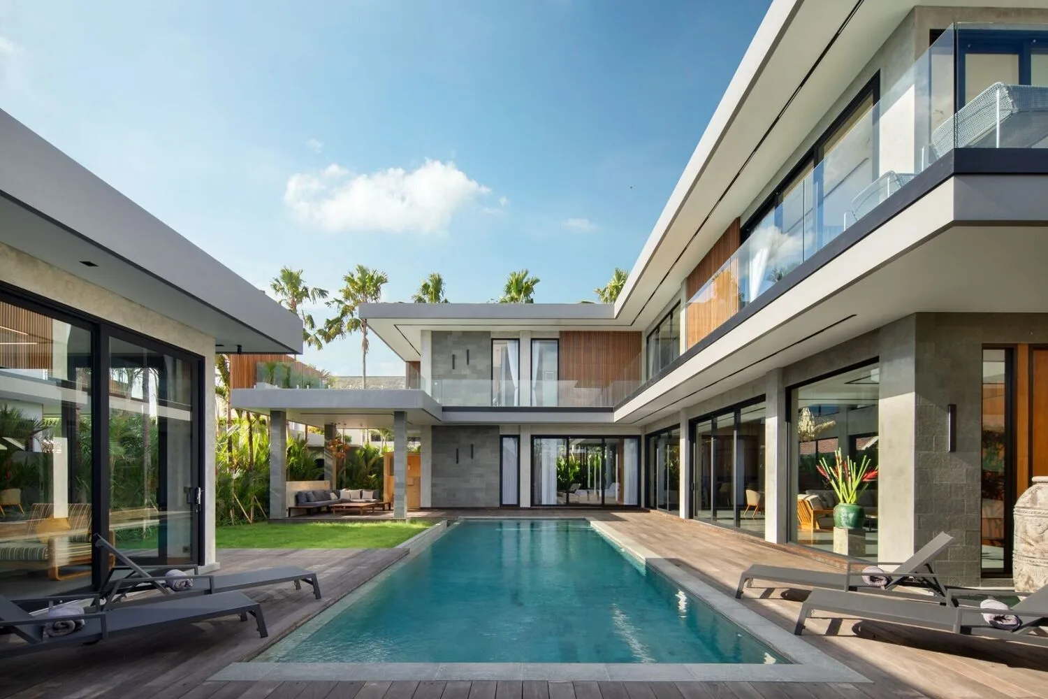 Contemporary 4-Bedroom Villa for Rent in Umalas Monthly/Yearly