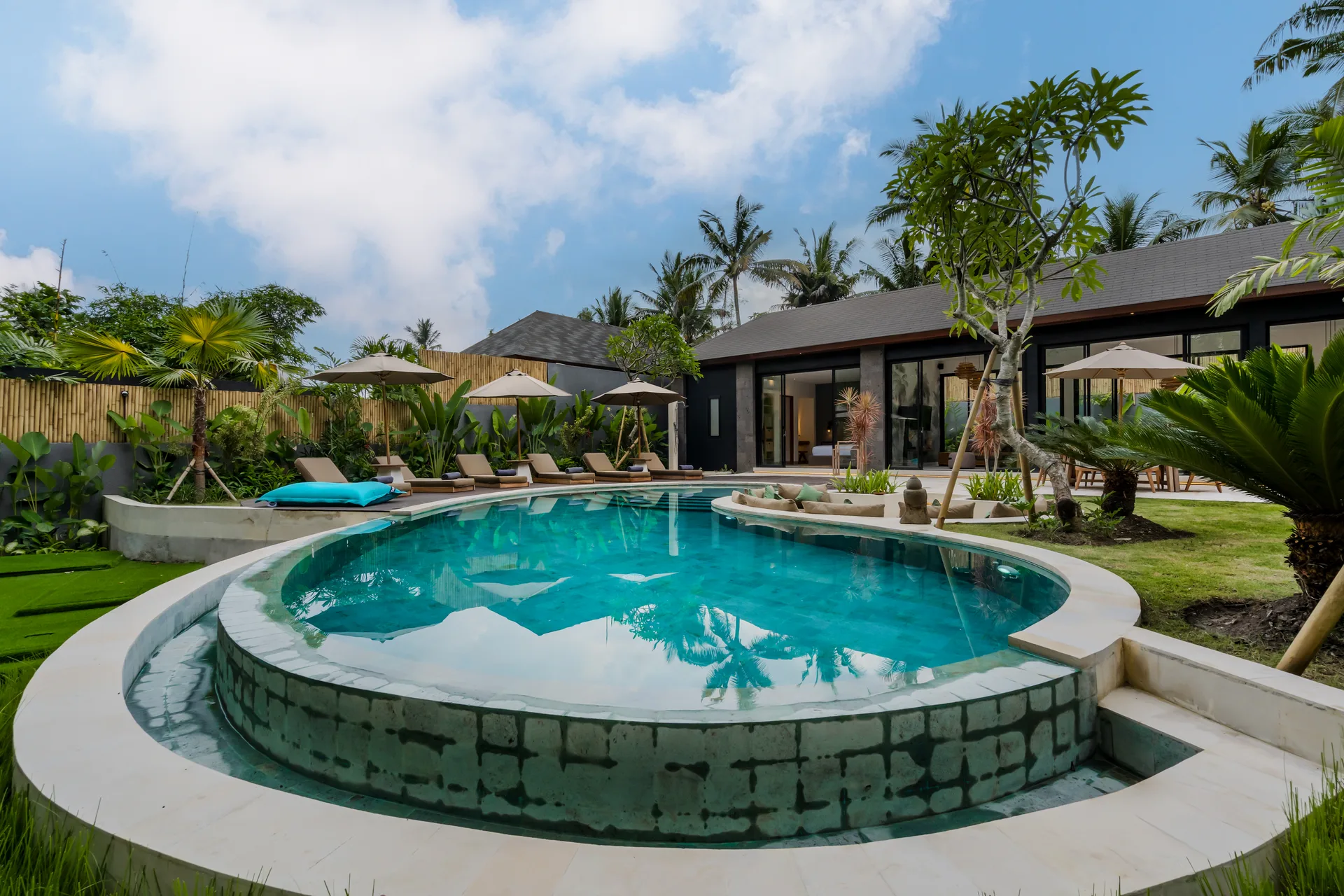 Jungle-View 3 Bedroom Villa with Long-Term Leasehold in Ubud