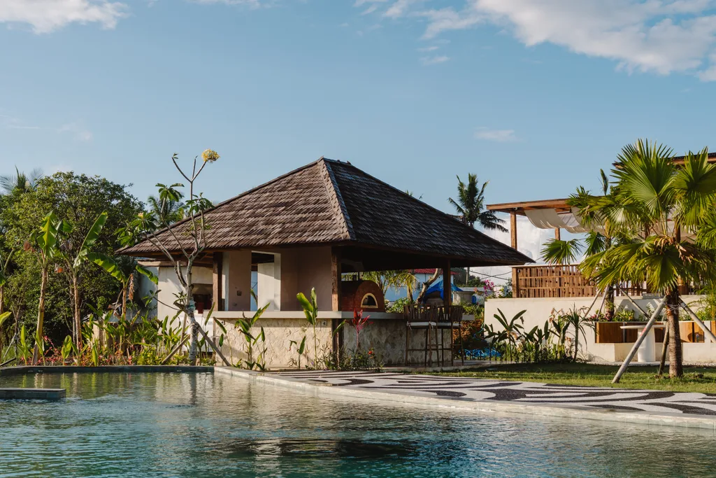 Bamboo Villas in Lombok South for Sale with a Tropical Rice-Terrace Setting — photo 3