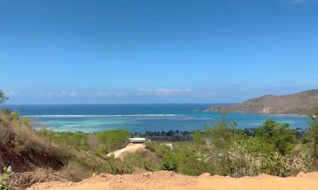 Panoramic Ocean View Land for Sale near Kuta Bay in Lombok — photo 4