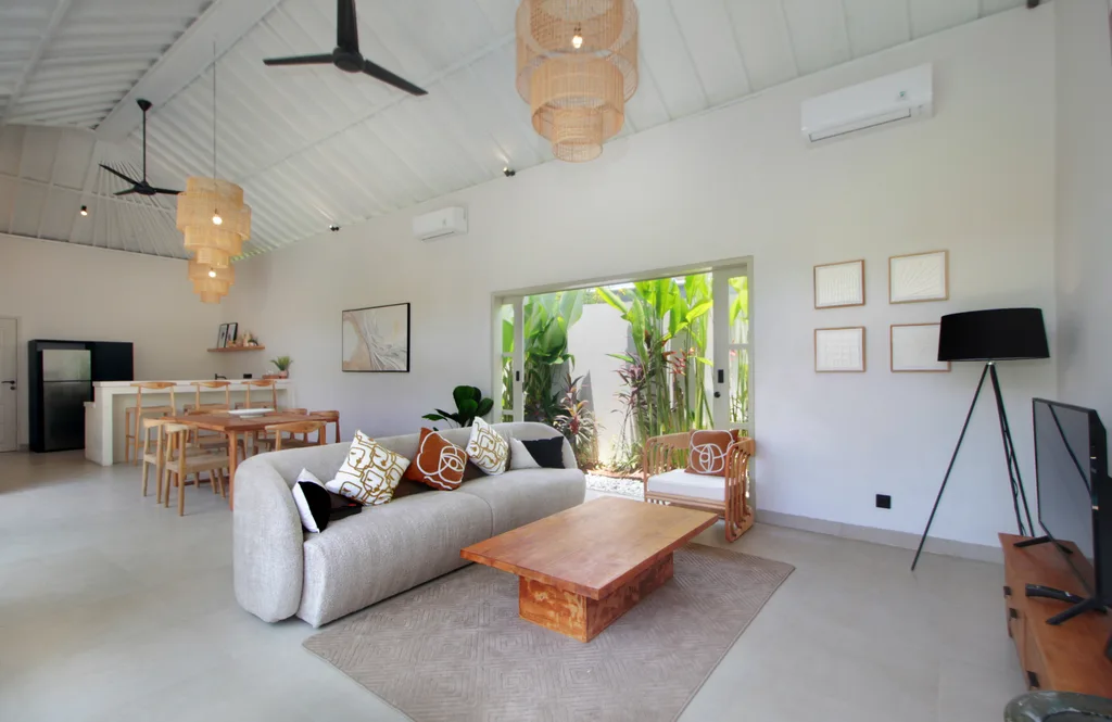 Walk to the Beach: Established 3-Bedroom Villas in Pererenan — photo 5