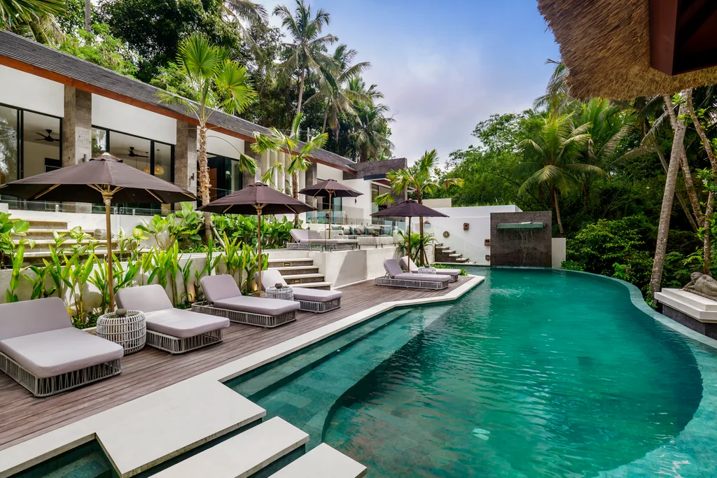5-Bedroom Jungle View Villa in Ubud near Pelangi School — photo 3
