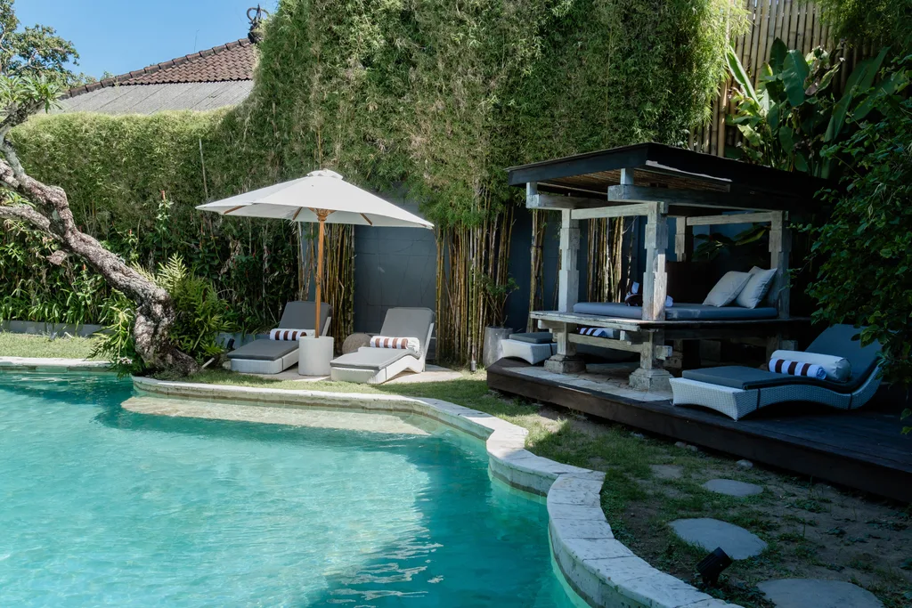 Renovated Four-Bedroom Villa in Beachside Seminyak — photo 2