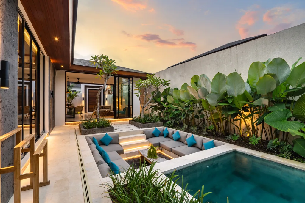 Modern Two-Bedroom Villa with Private Pool in a Tranquil Area of Ubud — photo 2
